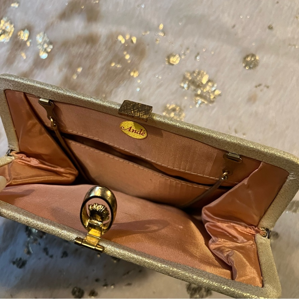 Vintage ANDE Gold Lurex Clutch Evening Bag Purse Chain Handle 1960s - Picture 4 of 9